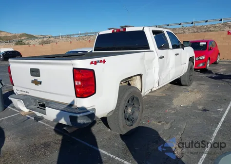 2018 Chevrolet Silverado 1500 Custom z USA, uszkodzony, nr VIN 3GCUKPEC4JG160757